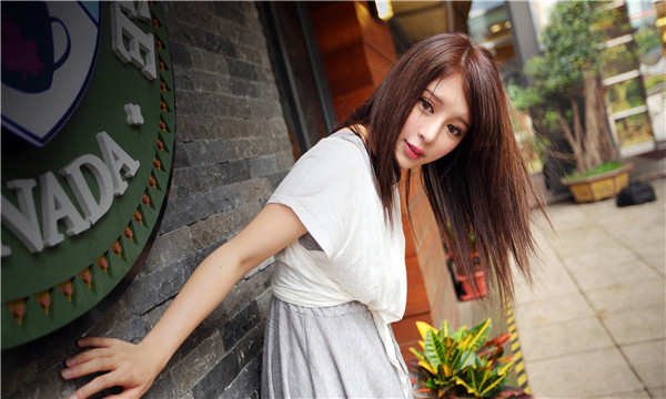 栖霞想找一个女性生孩子给报酬-｛找个女人生孩子多少钱｝